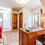 Chateau La Siroque Villa *