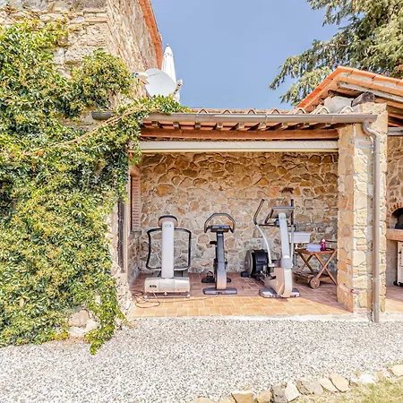Chateau La Siroque Villa
