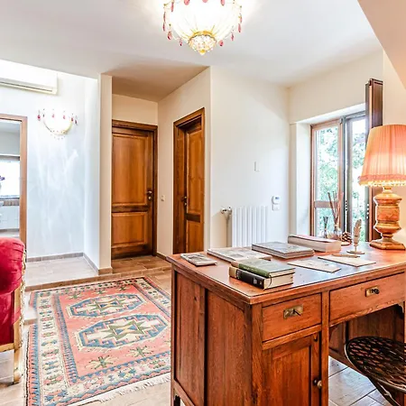 Chateau La Siroque Villa *